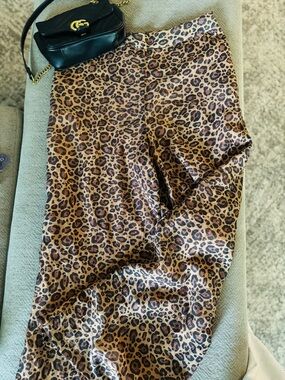 Versona Leopard Print high waist wide leg pants sz large NWOT